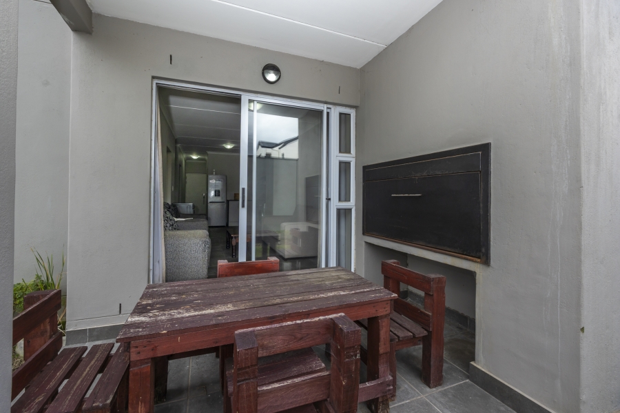 To Let 2 Bedroom Property for Rent in Mooiberge Western Cape